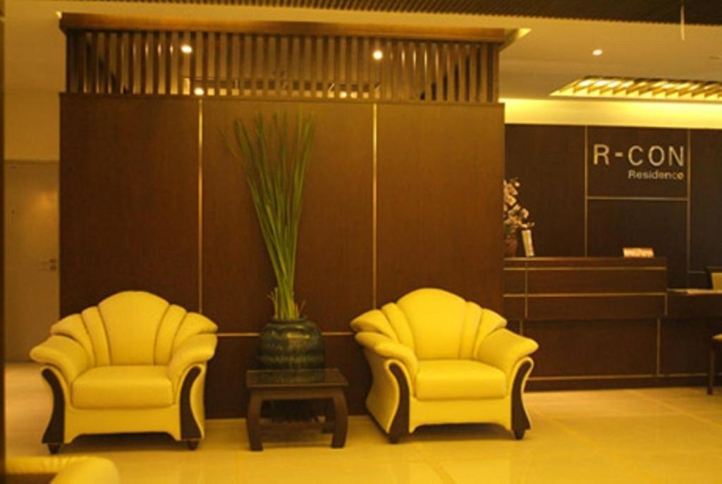 R-Con Residence Pattaya Esterno foto