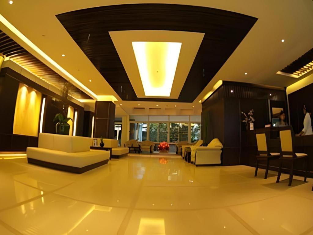 R-Con Residence Pattaya Esterno foto