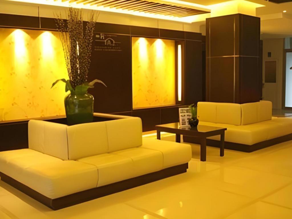 R-Con Residence Pattaya Esterno foto